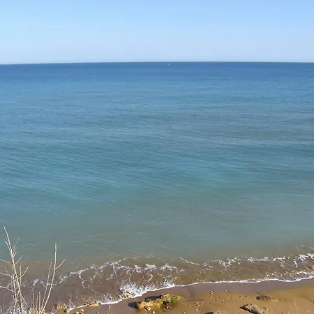 Le Tre Rose Mare