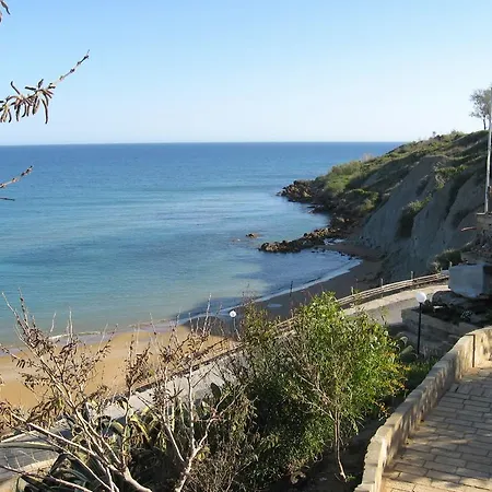 Le Tre Rose Mare Capo Rizzuto